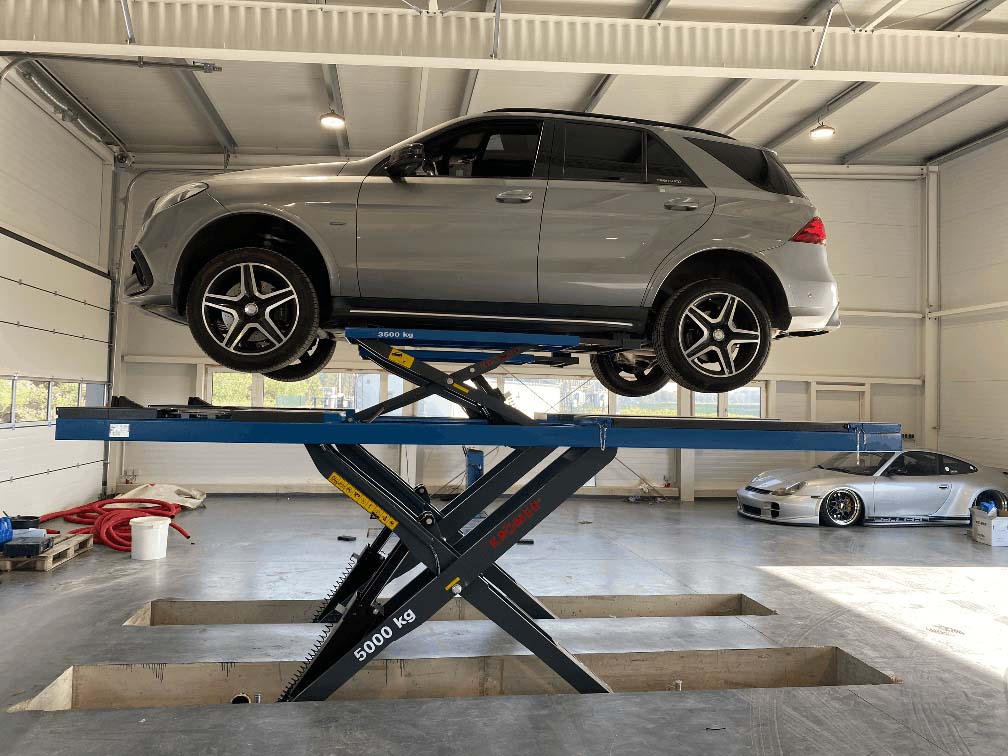 kroemer-auffahrscherenhebebuehne-xx81-pkw