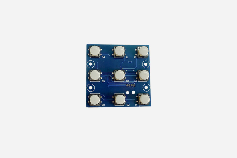 Vorderseite der Elektronik mit 9 Tasten