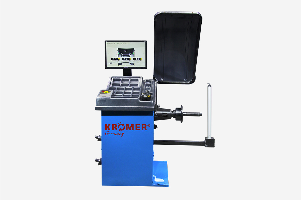 Frontansicht RB85 Reifenwuchtmaschine Buxtehude Frontansicht RB85 Reifenwuchtmaschine Buxtehude